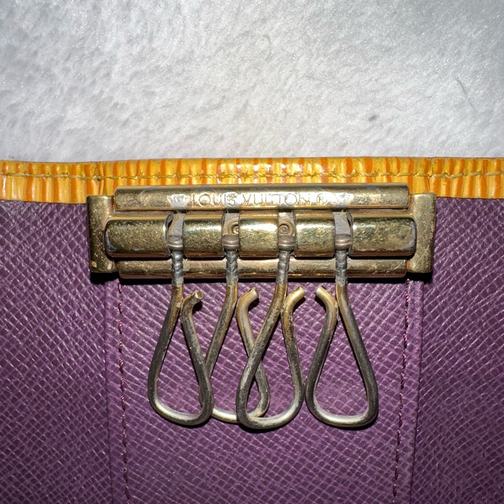 LOUIS VUITTON EPI MULTICLES LEATHER 4 RING KEY CASE KEY CHAIN - YELLOW & PURPLE - Picture 12 of 12